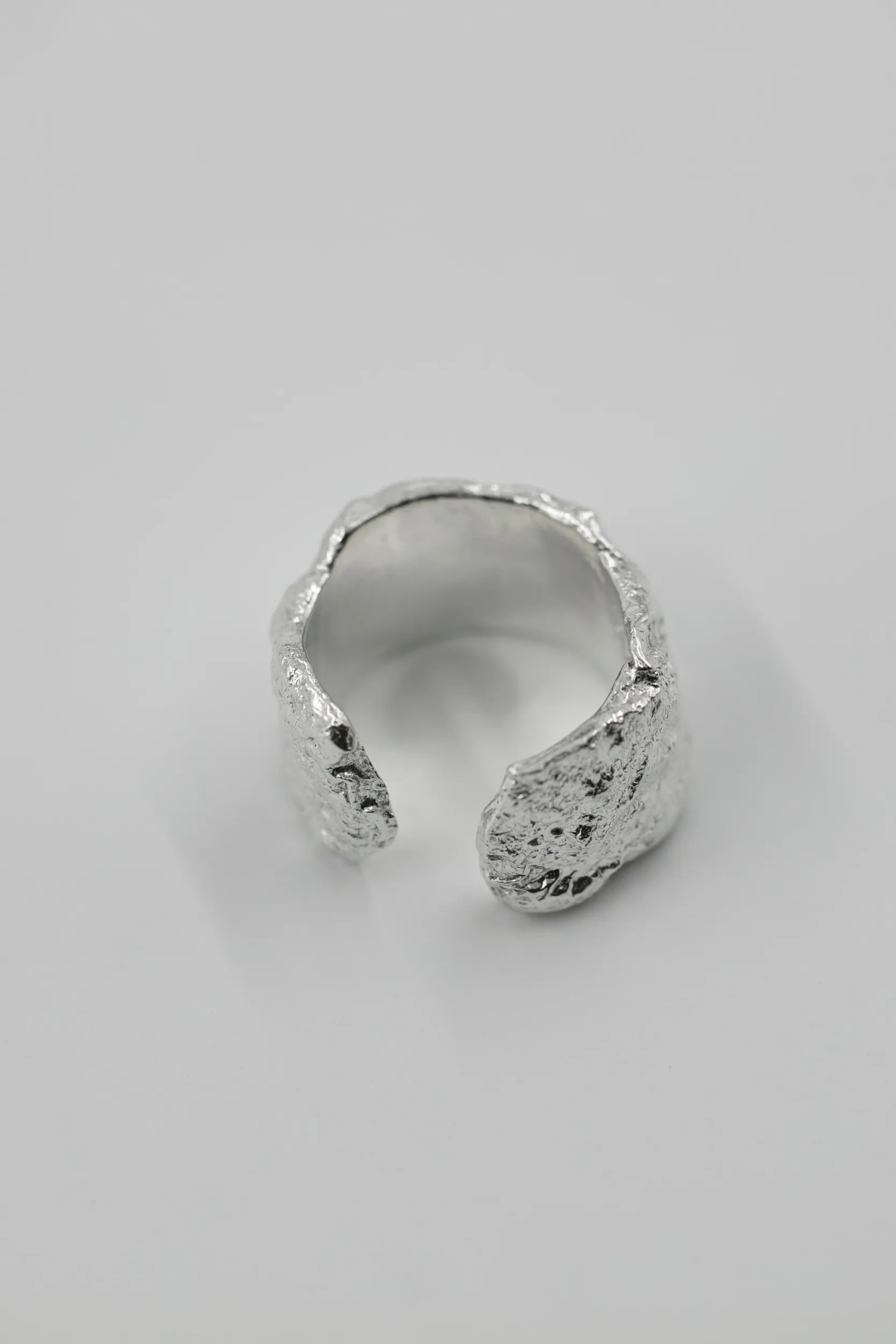 BLACK DEVILLE - GABBRO CUFF RING