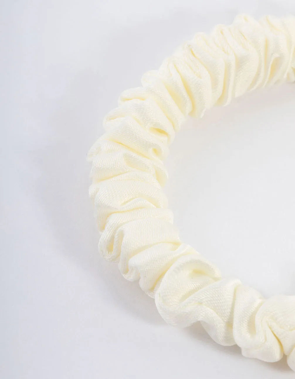 Cream Fabric Clamp Thin Scrunchie