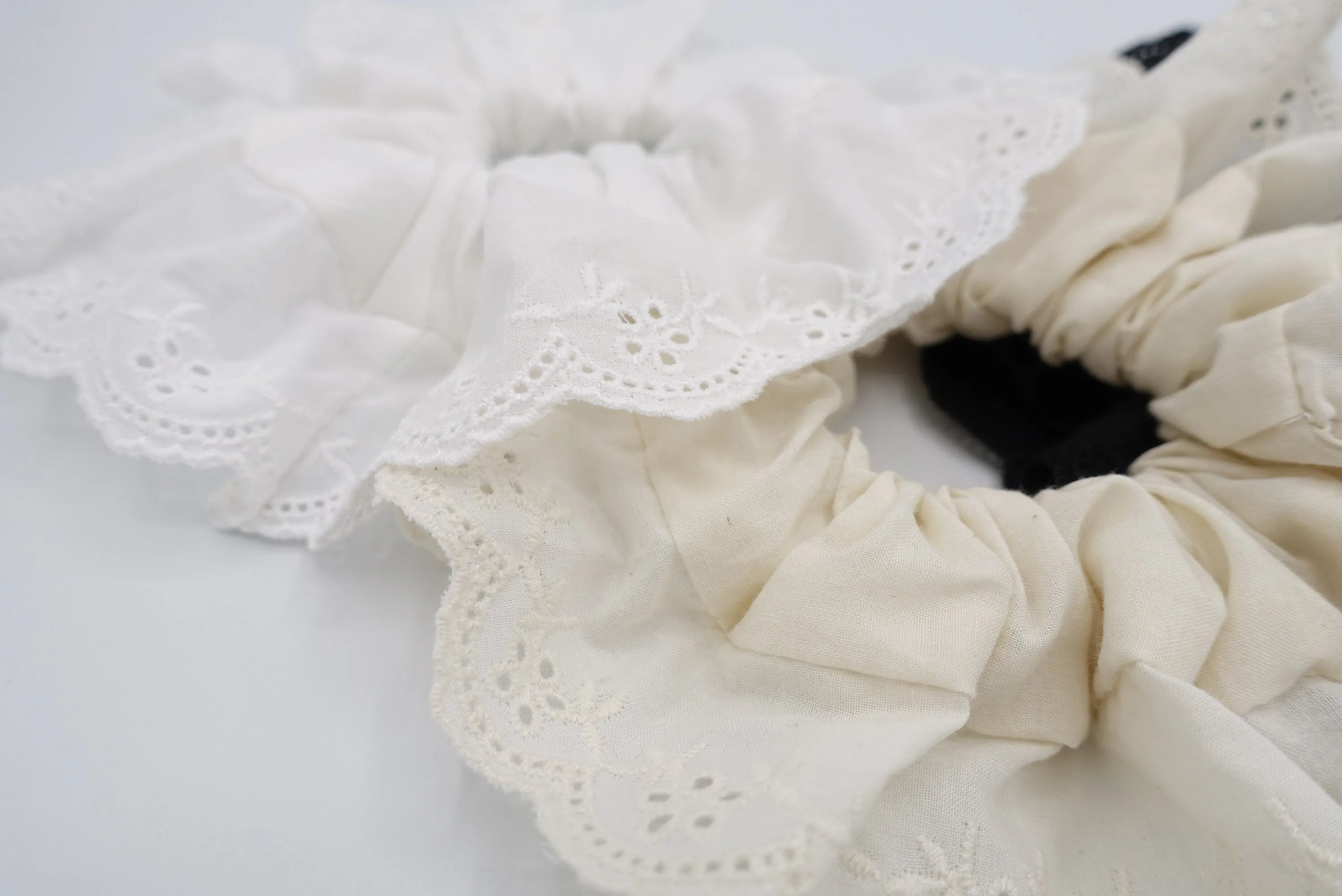 eyelet lace scrunchies, cotton lace scrunchies for women