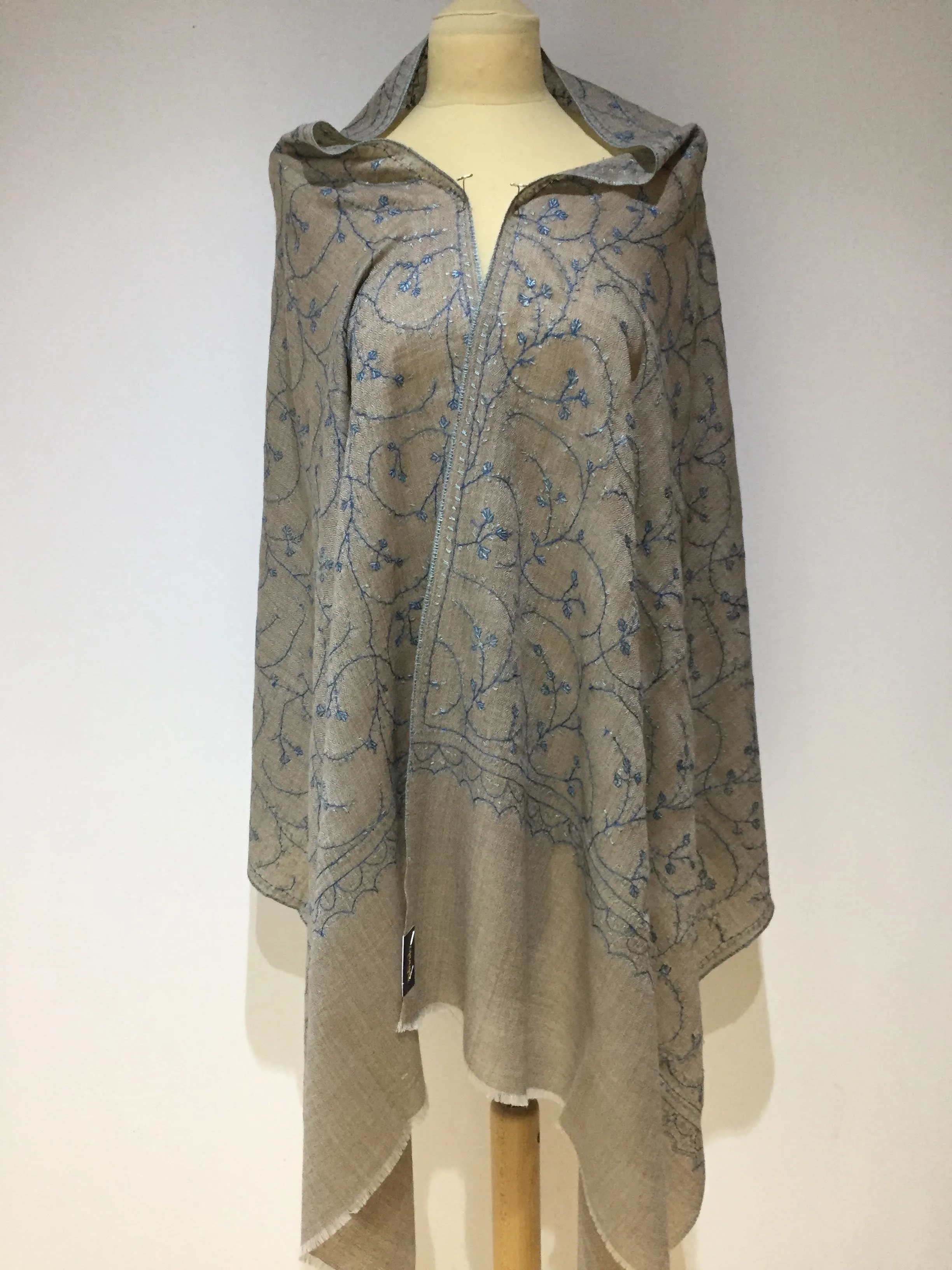 Ishrat Natural Grey Embroidered Pashmina Stole