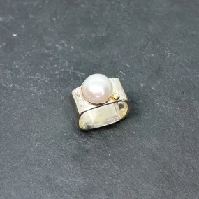 Mabé Pearl & Gold Ring Wide Square Stacking Ring