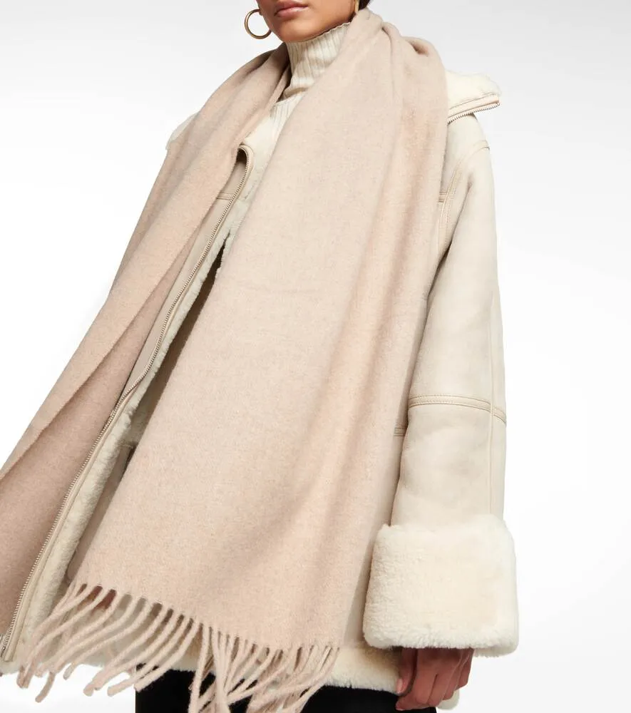 Natural wool scarf Toteme, beige