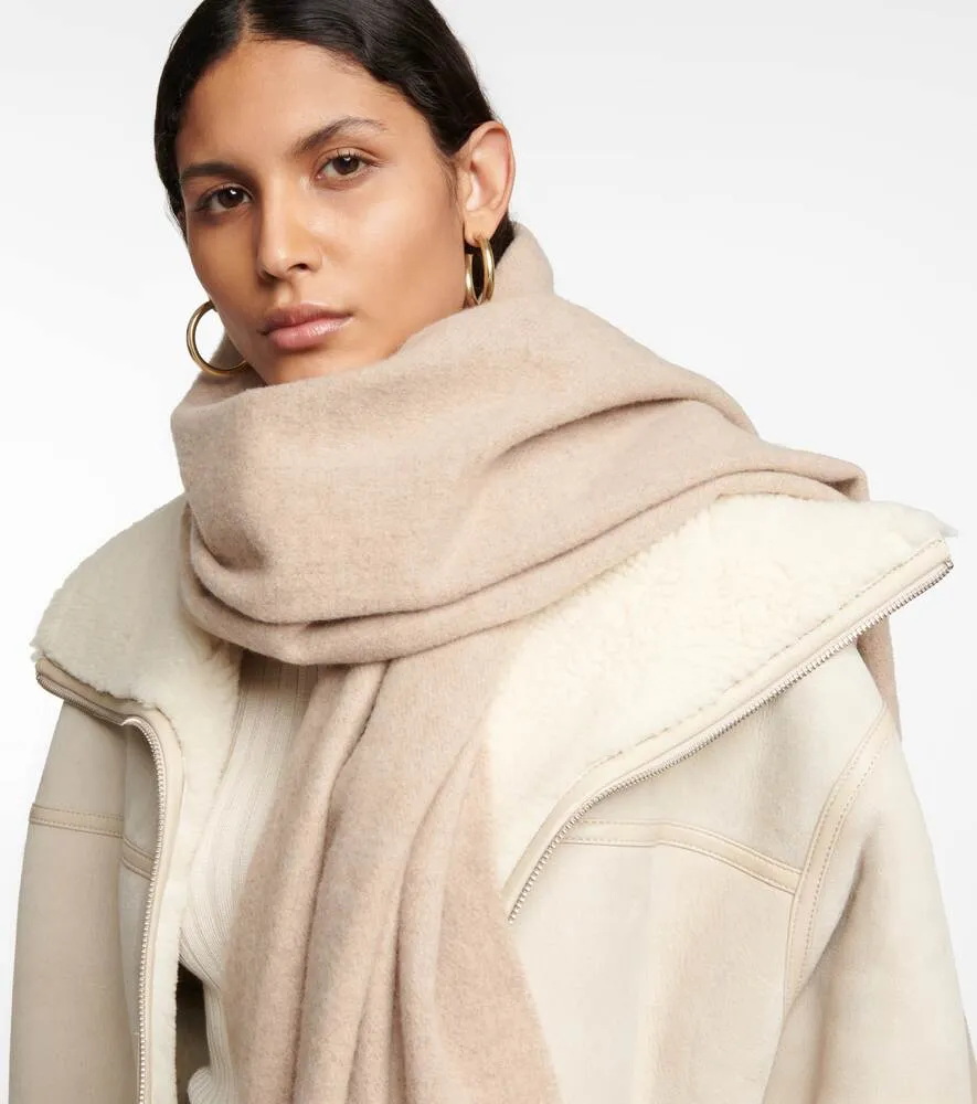 Natural wool scarf Toteme, beige